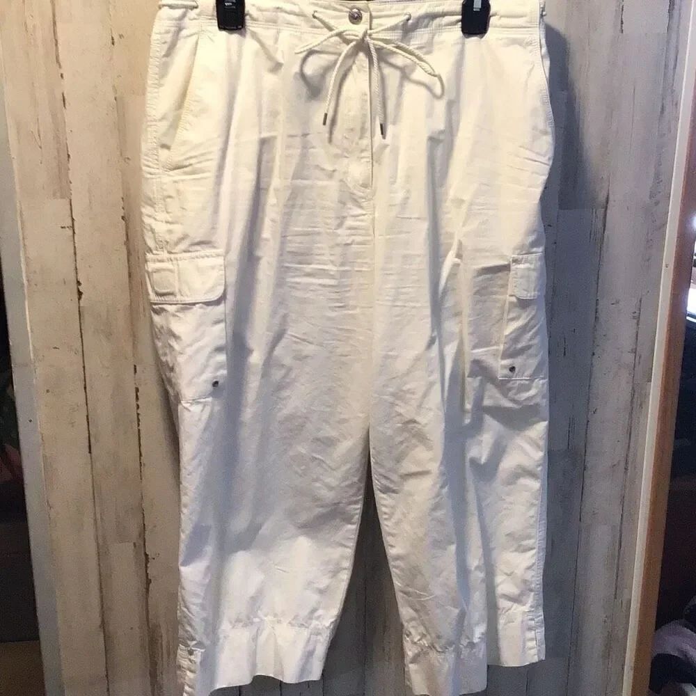 Ralph Lauren drawstring Capri pants size 12 just coloration will wash shells